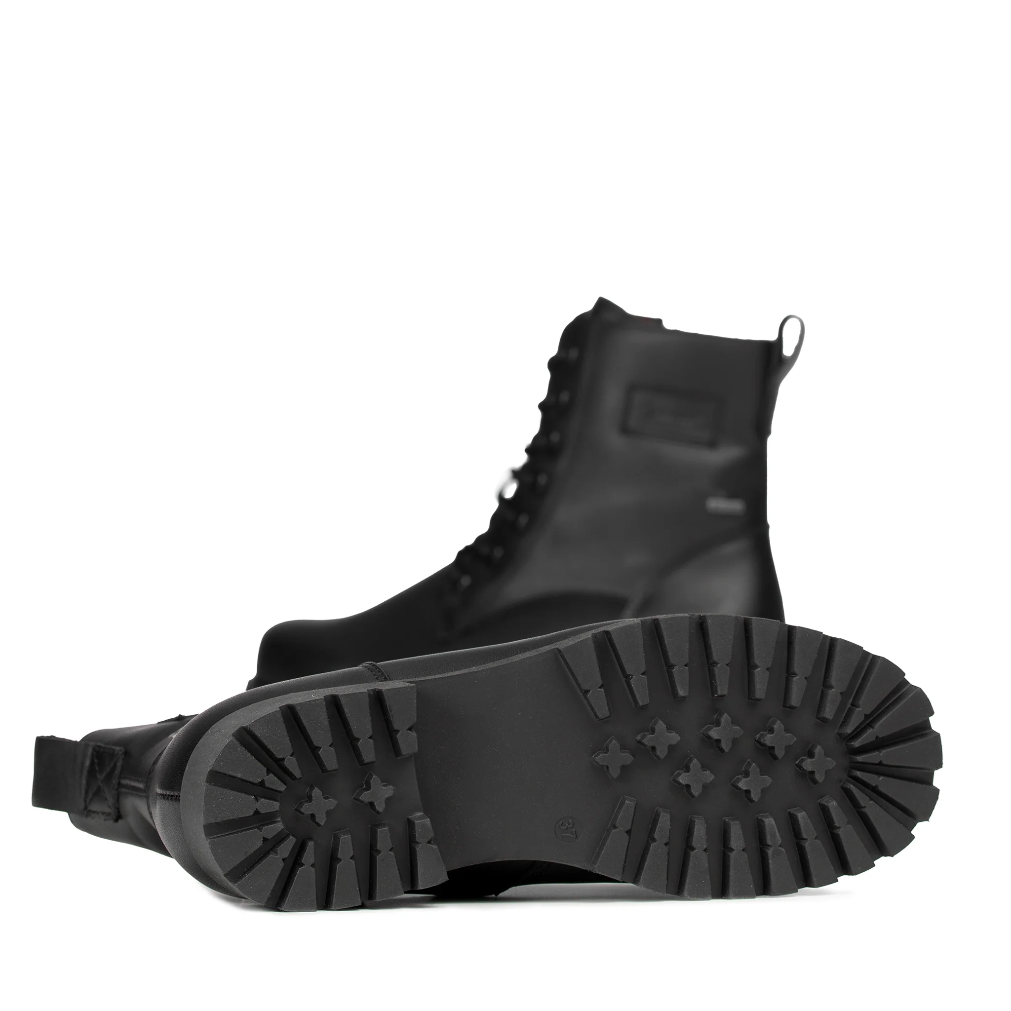 KUURA Women's Pomar+ GORE-TEX® ankle boots - Image 5